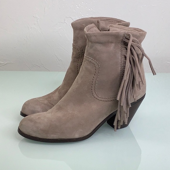 Sam Edelman light grey Suede Fringes Louie Ankle Boots booties size 8.5 EUC - Picture 4 of 16